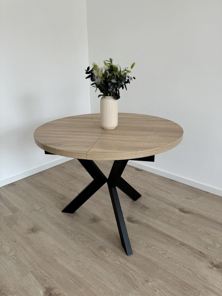 Runt utdragbart matbord