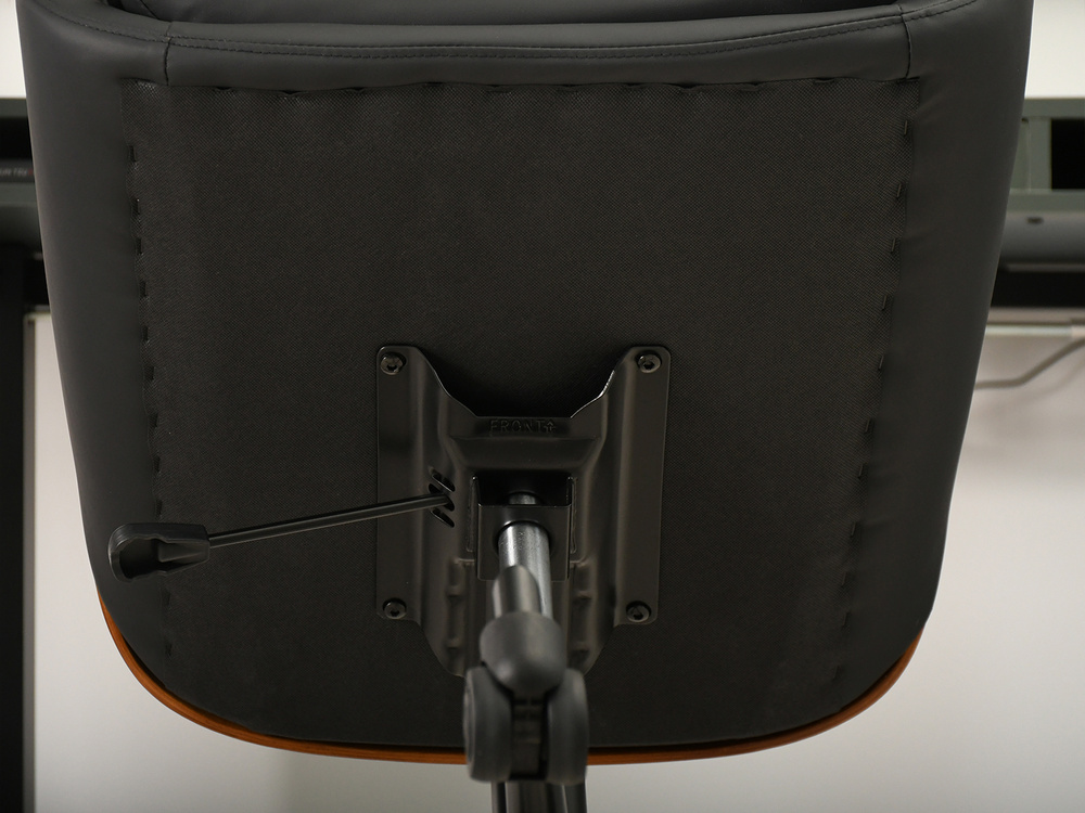 Kontorsfåtölj svart ben svart/valnöt LEON