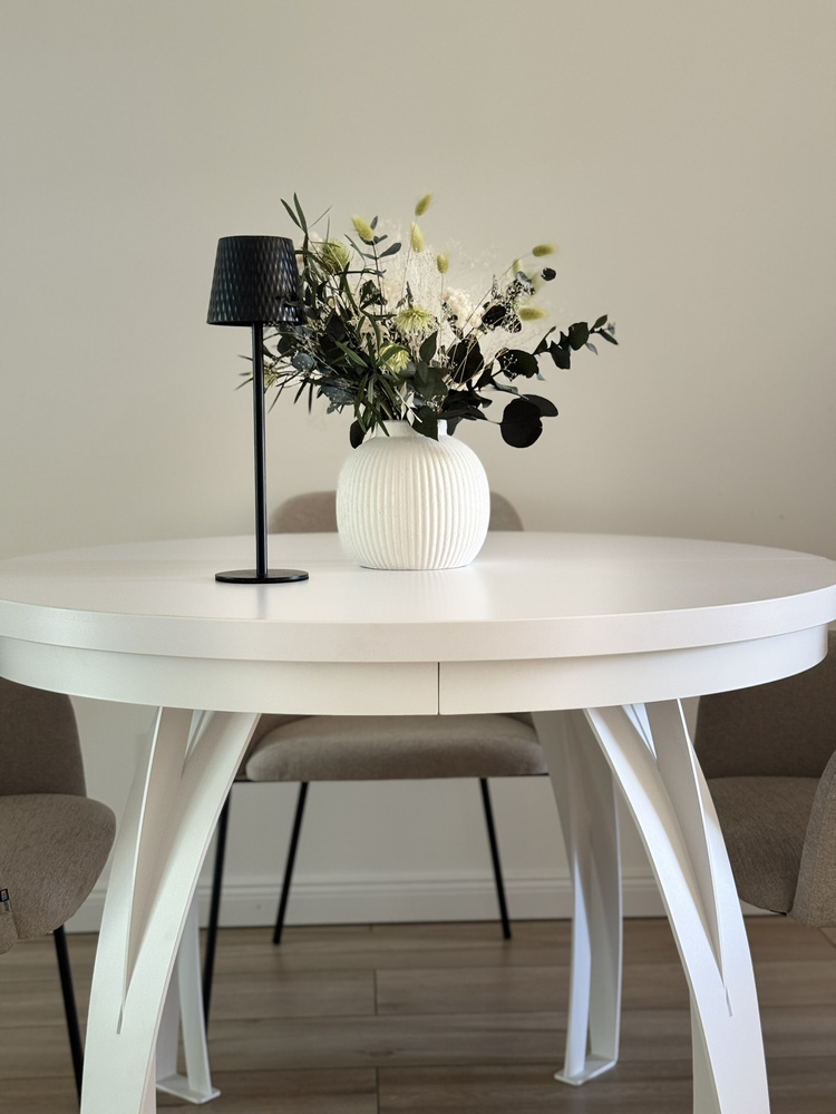 Vit, rund matbord 100-180 cm BUENO