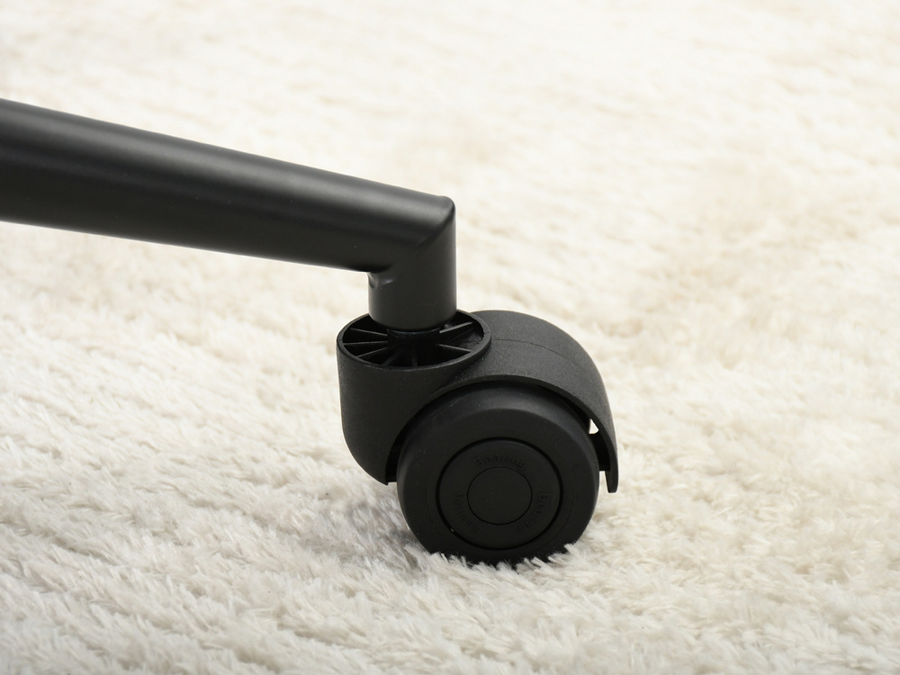 Kontorsfåtölj svart ben svart/valnöt LEON