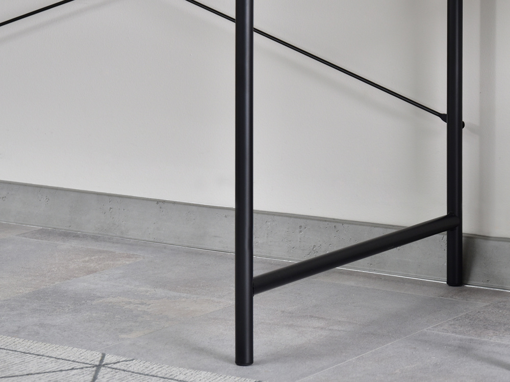 Minimalistiskt skrivbord 120 cm ek svart ram ALMA