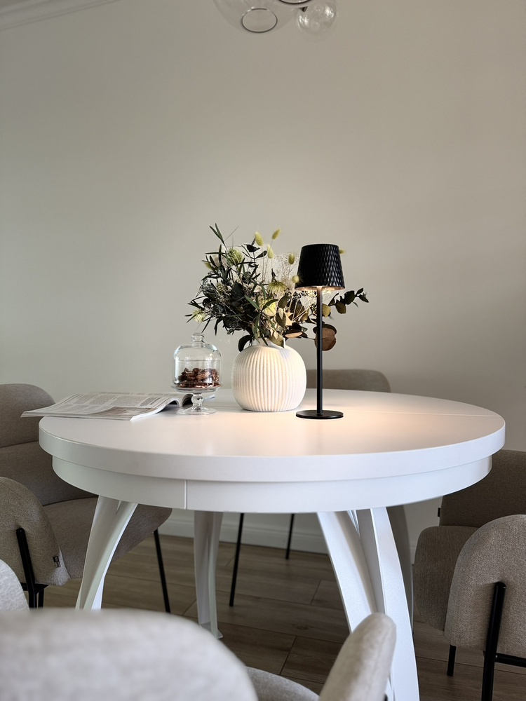 Vit, rund matbord 100-180 cm BUENO