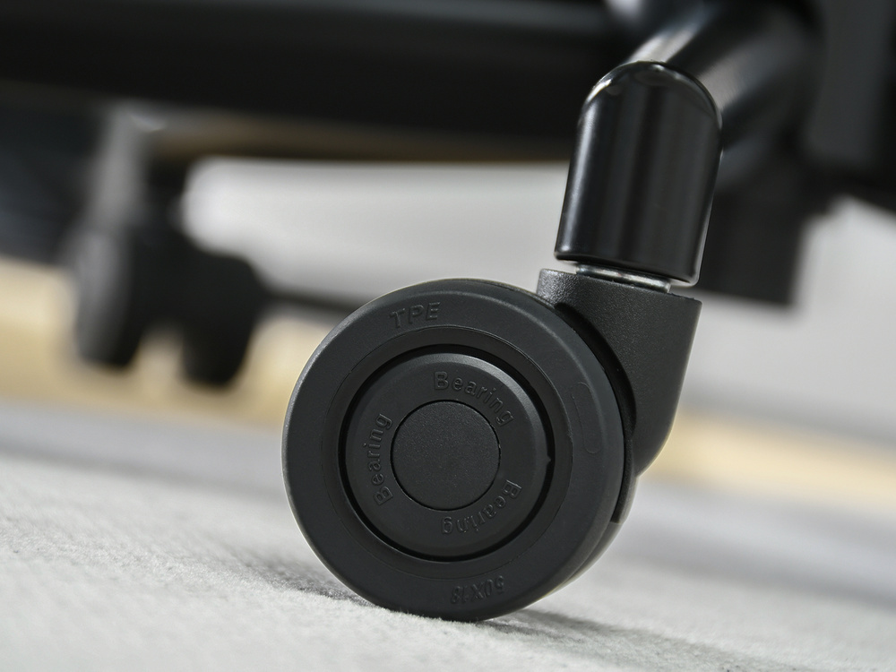 Kontorsfåtölj svart/valnöt svart ben CLEMENS